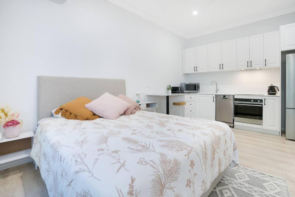 Entire Residential - Illawarra And Beachside Sleeps 12 * Lake Illawarra