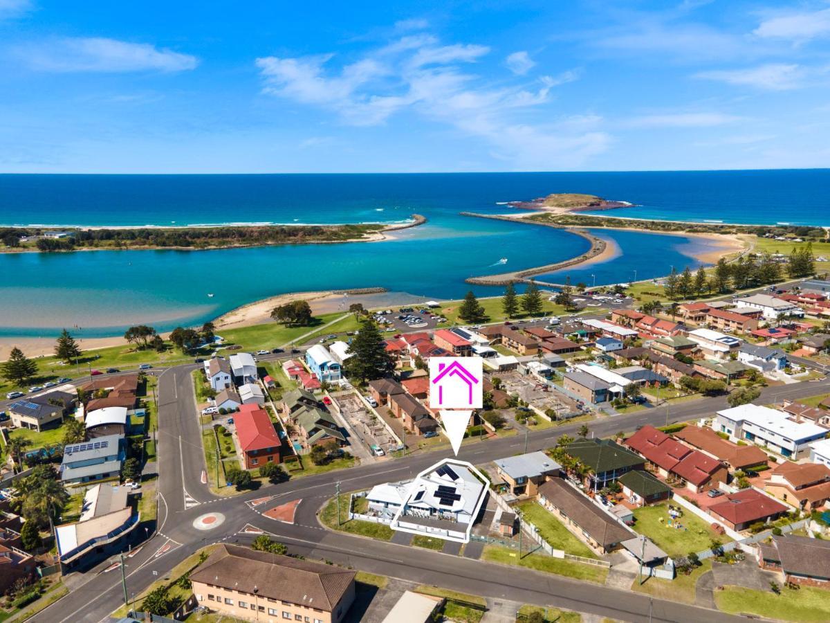 Entire Residential - Illawarra And Beachside Sleeps 12 Lake Illawarra